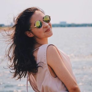 Meet your Posher, Olivia